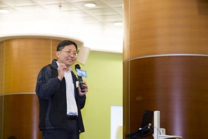 世界自然基金會香港分會數碼服務副總監霍惠文先生於交流環節中就參賽者的作品給予建議。
